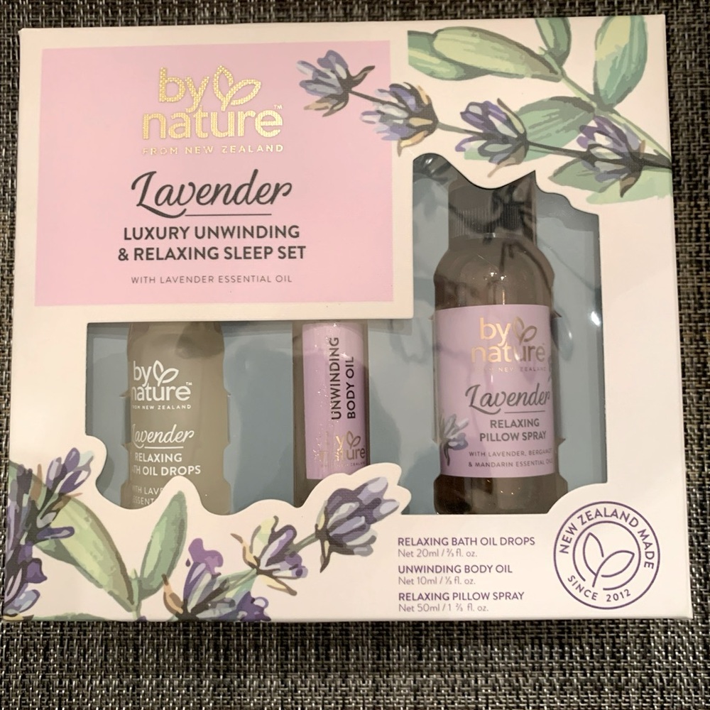 Lavender luxury unwinding and relaxing sleep set